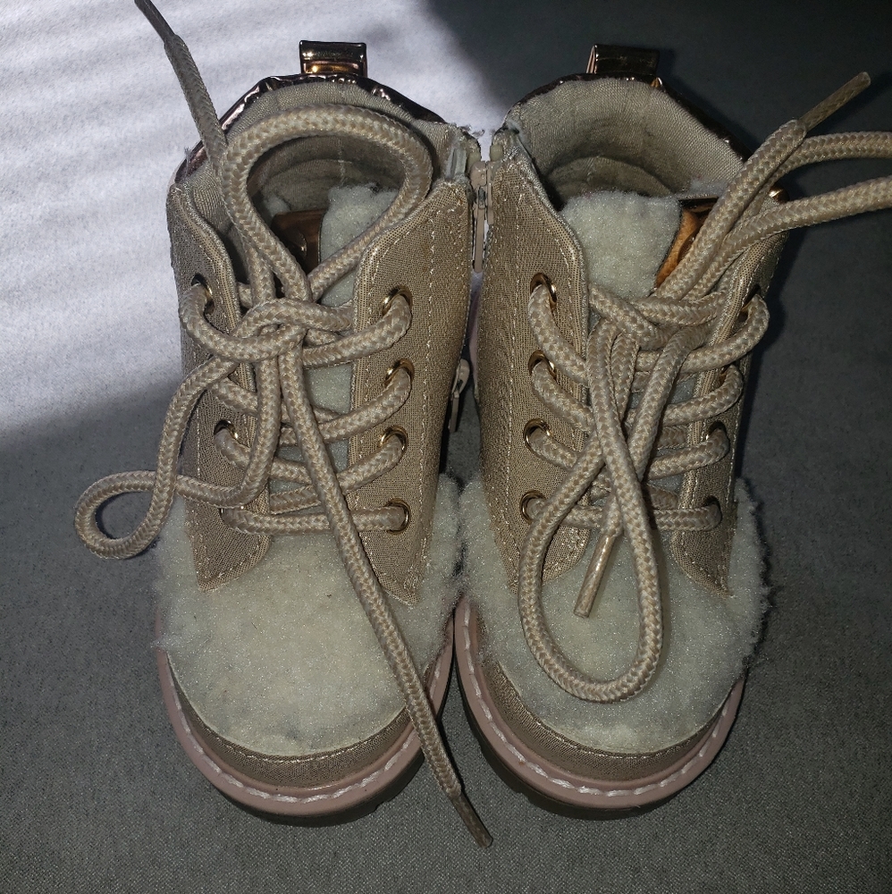 Sole Play girls boots